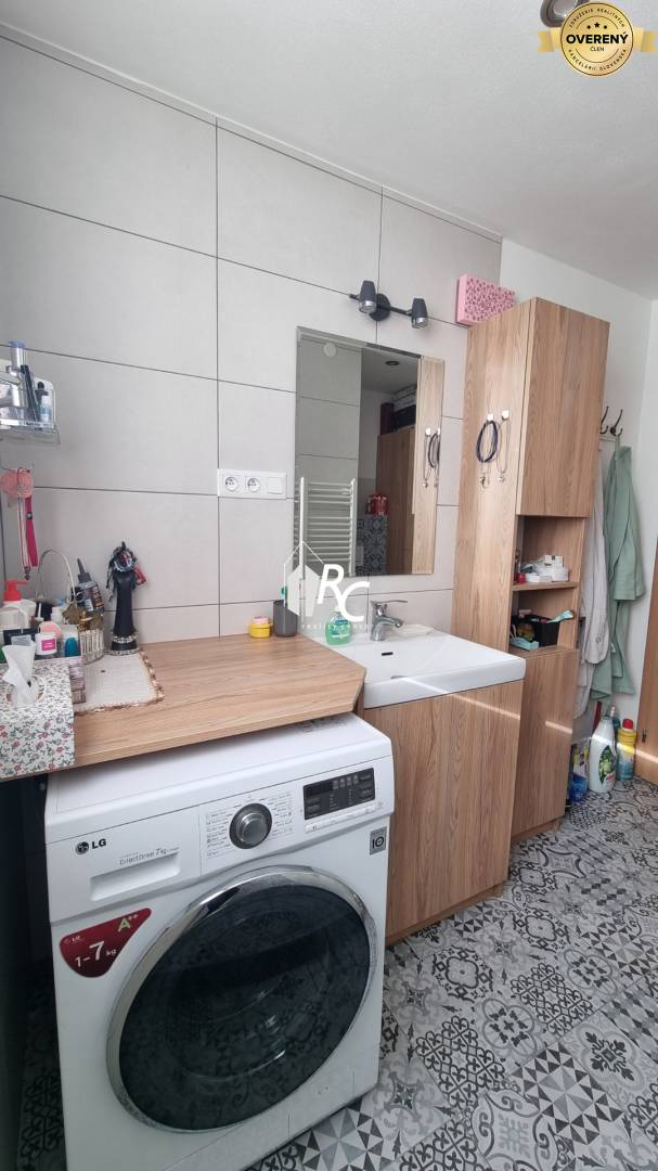 IMG_20251031_143728 (3).jpg