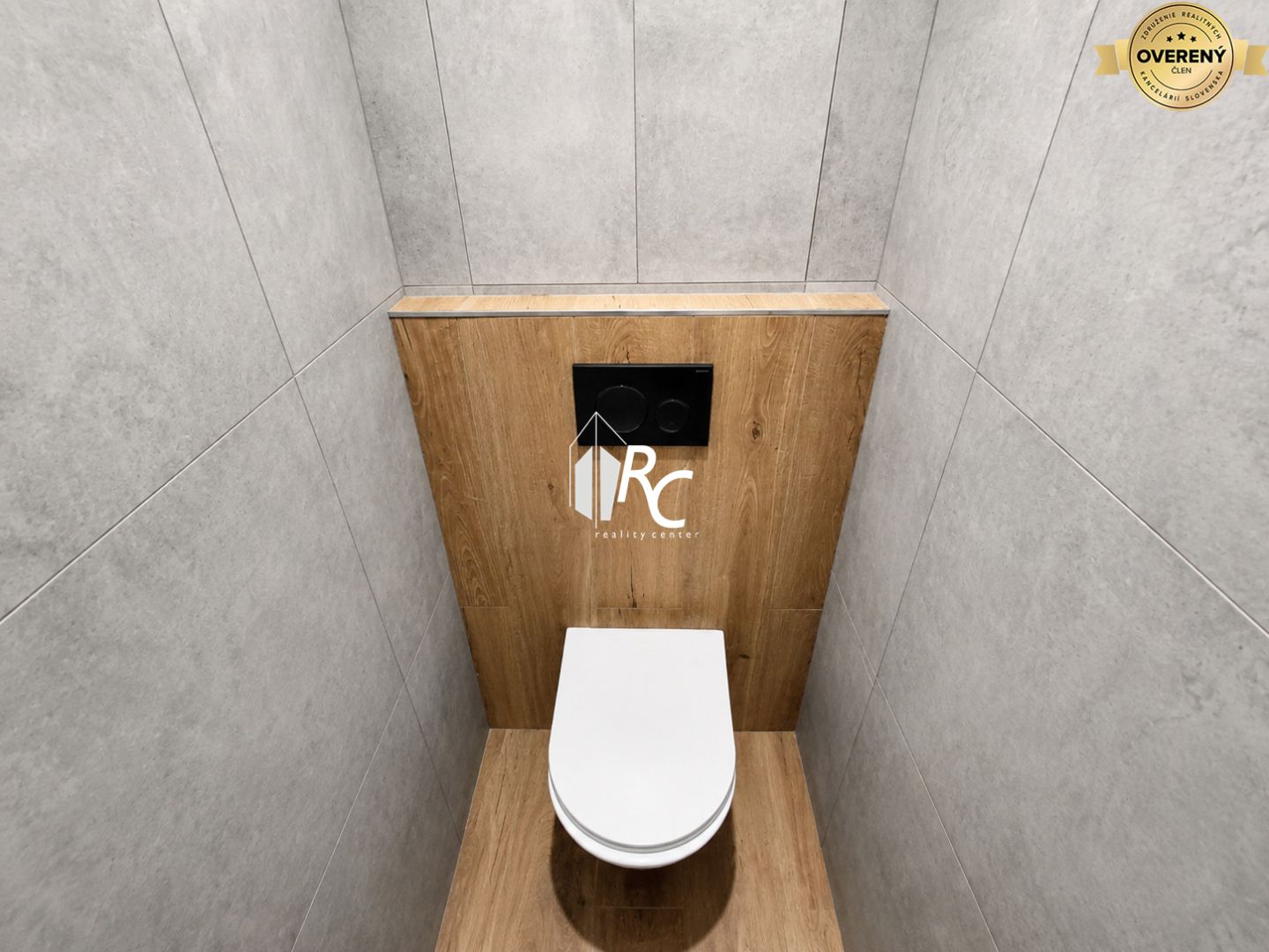 wc.jpeg